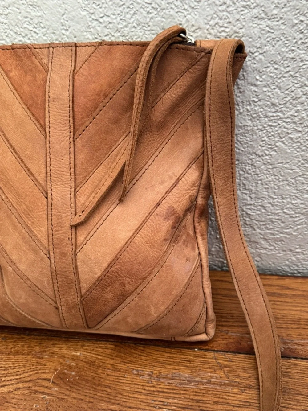 Handmade Genuine Leather Camel Chevron Crossbody Bag Purse Boho Western Festival - Picture 3 of 12